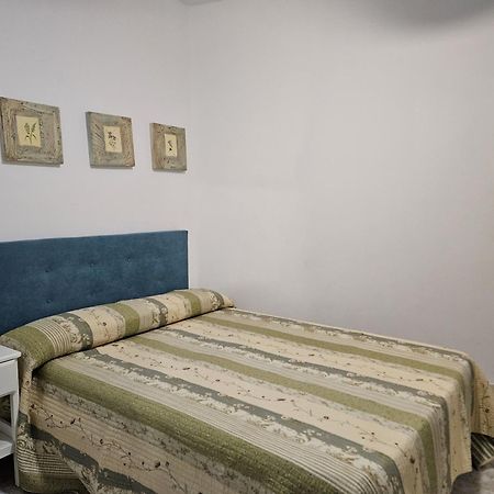 Apartamento Mayte โกนิล เด ลาฟรอนเตรา ภายนอก รูปภาพ
